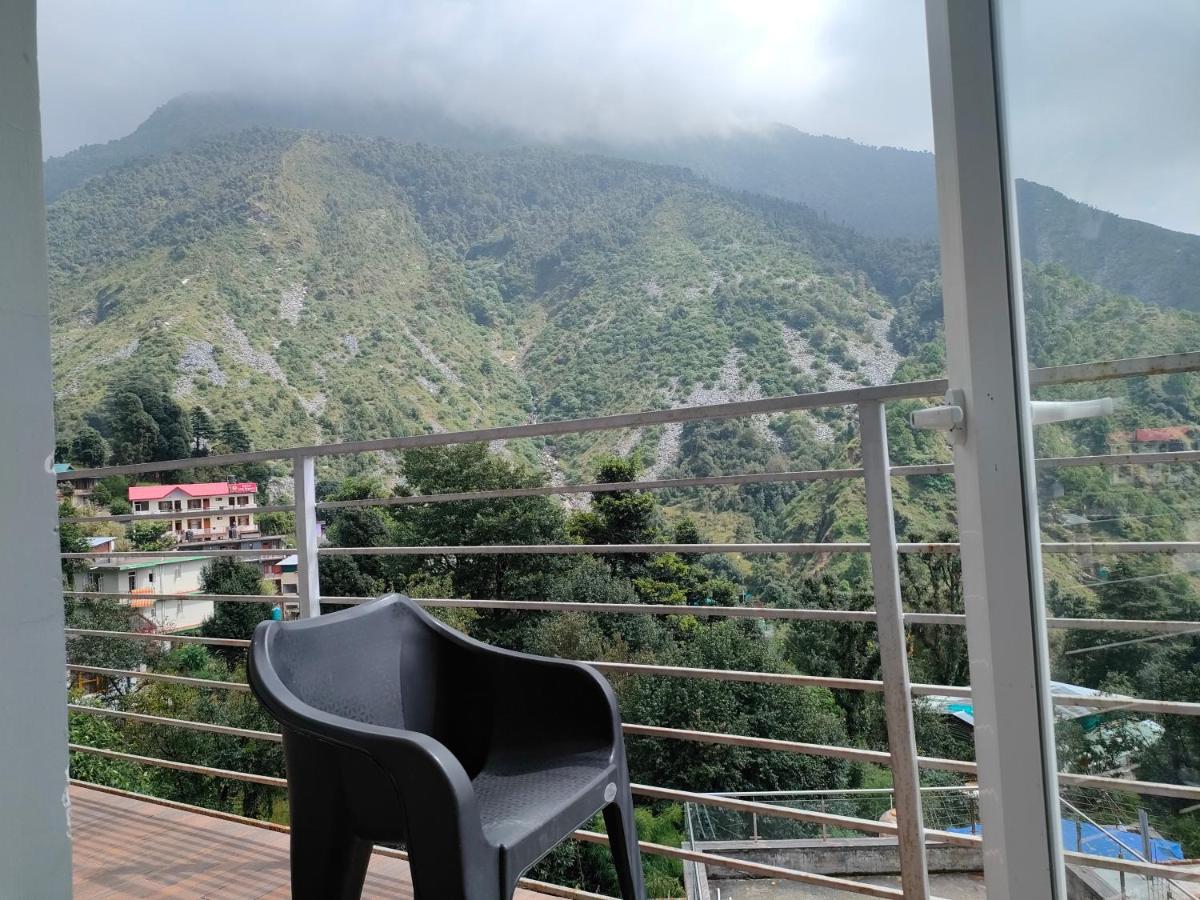 Slate House Hotel Дхарамсала Екстериор снимка